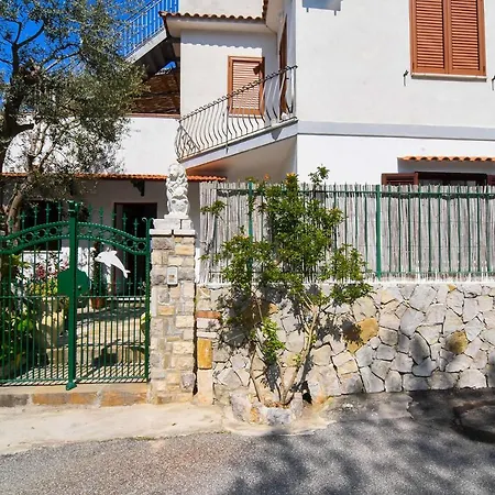 Villa Del Mare Termini